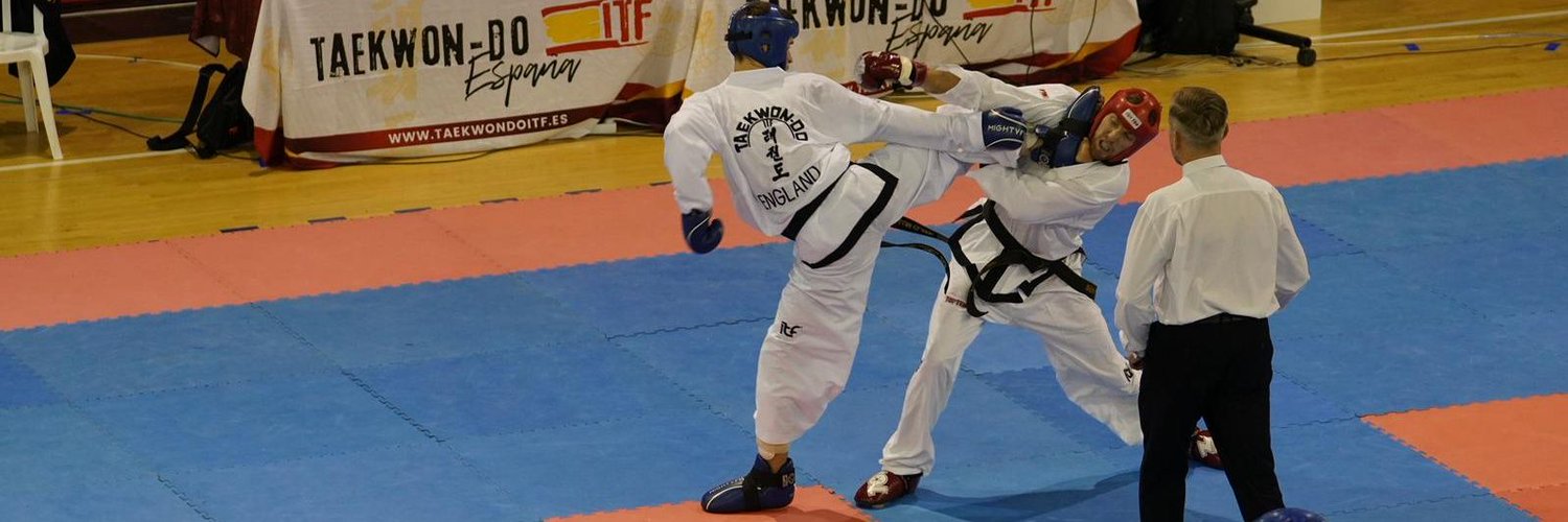 Callum headkicking a german competitor